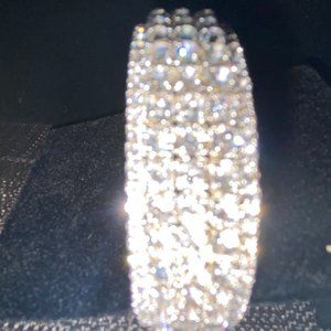 RHINESTONE BRACLET (CUFF) - NEW